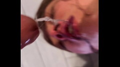 Я вставляю Виталине глубоко в горло. Thumb