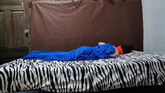 YA NO LO VUELVAS HACER!! PAREJA RECIEN CASADA VISITA UN HOTEL EN DONDE MORA UN FANTASMA CON QUIEN EL Thumb