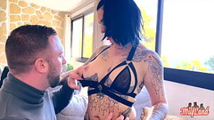 Alicia, chaude brunette, aime la baise torride Part 1 Thumb