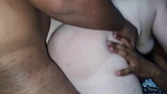 Ela em uma DP maravilhosa pela 1 vez com 2 policiais Thumb