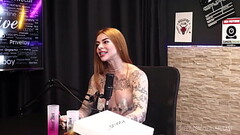 Conheceu as dr0g@s muito cedo, se apaixou por causa do pau e sobre as ofensas que recebe... - Ruiva  Thumb