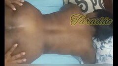 Tocando no rabo da preta Thumb