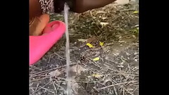 Pissing ebony milf outside Thumb