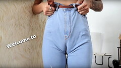 What an Amazing Ax Cameltoe in Tight Jeans and Perfect Ass! Longue Tongue! Superb Babe Thumb